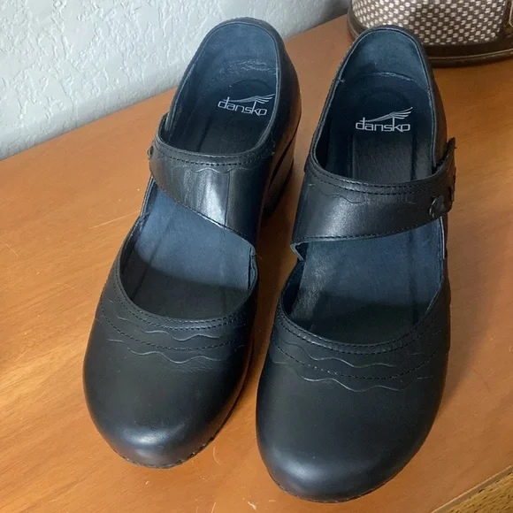 Dansko Harlow Mary Jane Clogs Black Leather - Picture 2 of 10